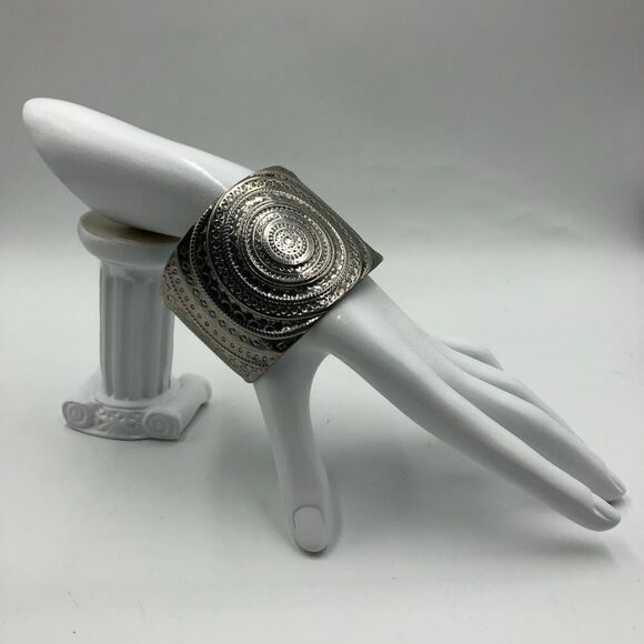 Abstract Metal Silver Tone Women's Cuff Bracelet Fashion Costume Jewelry - Picture 4 of 9